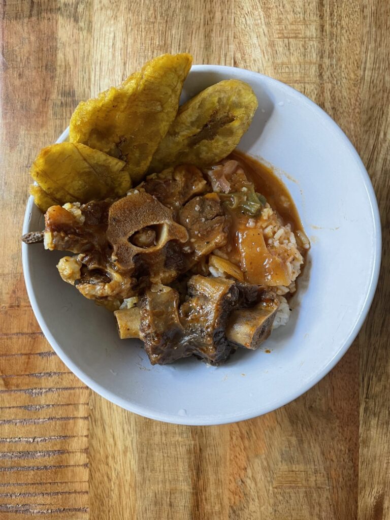 Recetas de entrantes dominicanos: rabo encendido-beef