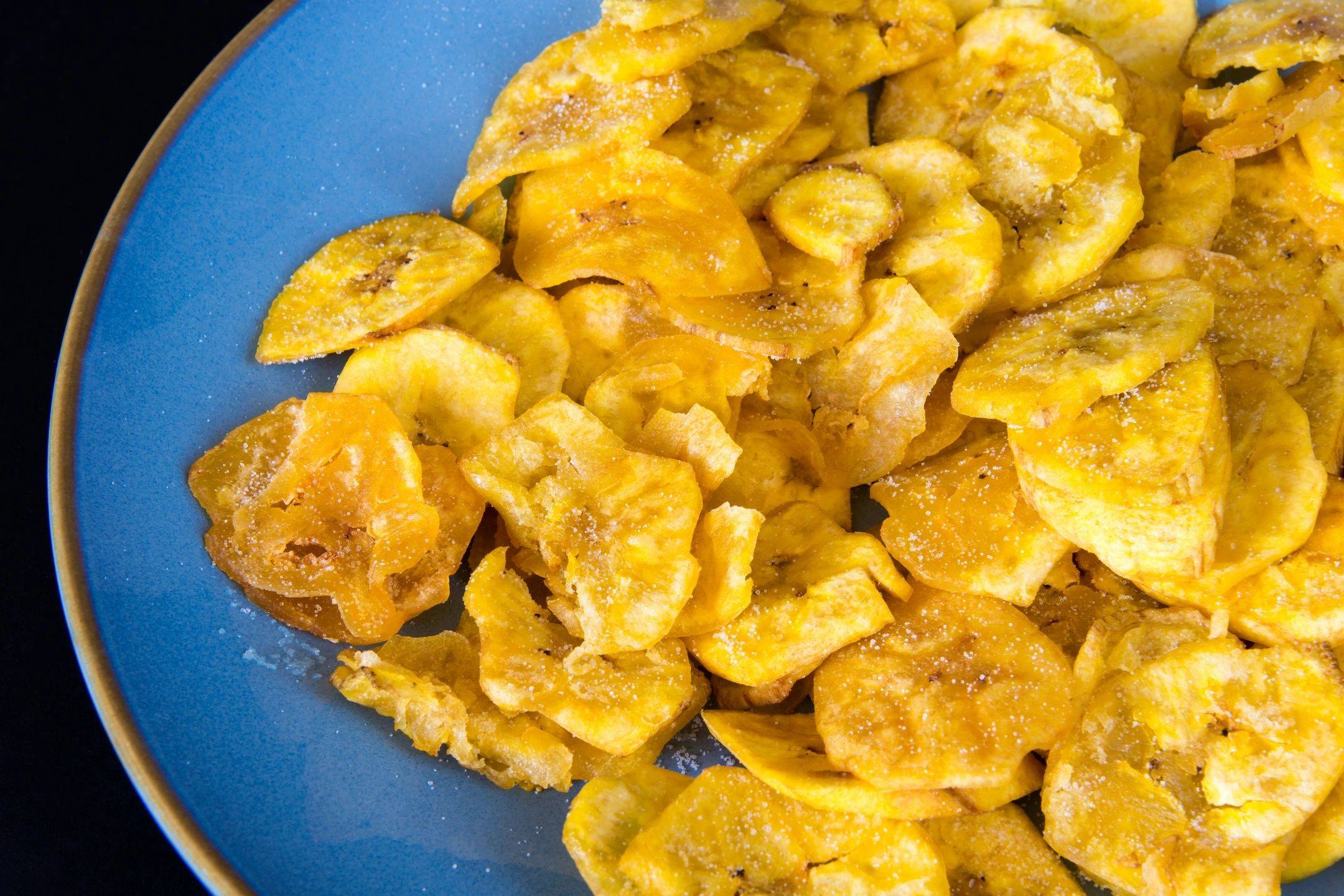 Tostones dominicanos: plátanos maduros